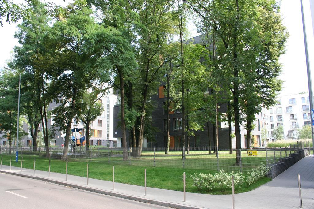 Executive 2-Bedroom Apartment Krakow Luaran gambar